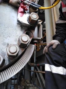 Протяжка гаек кассетным гайковертом